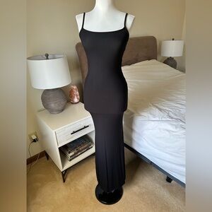 SKIMS Long Slip Soft Lounge Dress in Black Size Medium
